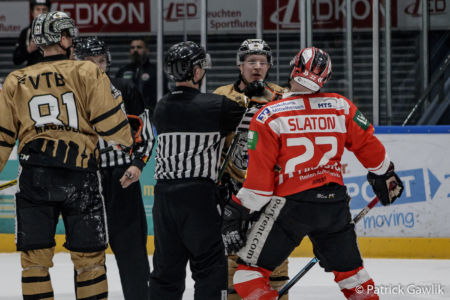 Roope Ranta (Löwen Frankfurt) & Steve Slaton (EC Bad Nauheim), Löwen Frankfurt vs. EC Bad Nauheim, Frankfurt, Eissporthalle, 11.2.2020